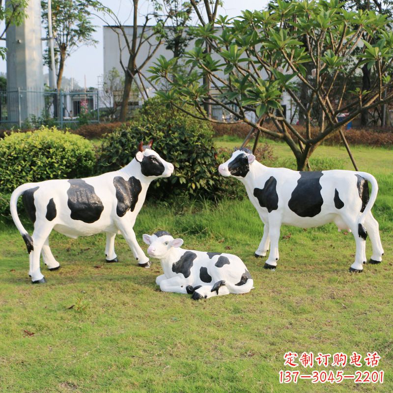 淮安玻璃钢仿真奶牛雕塑