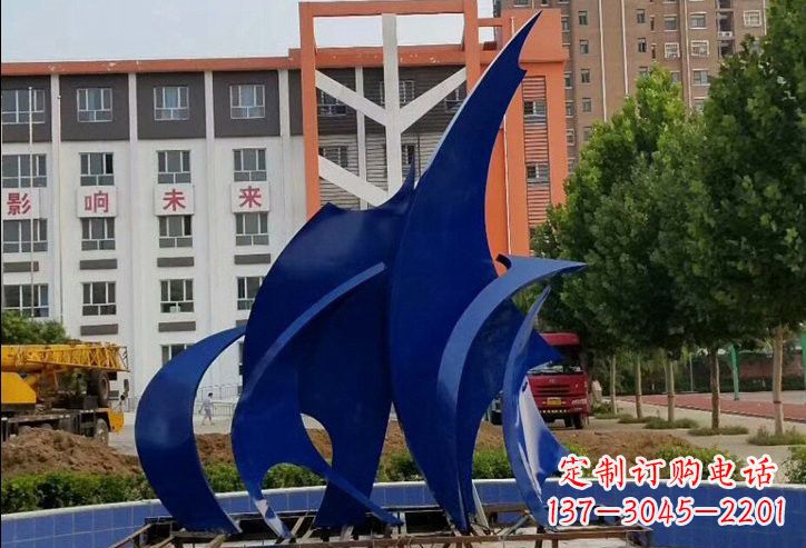 淮安不锈钢船帆雕塑象征着自由和希望