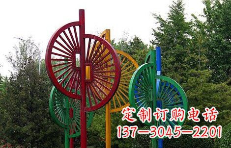 淮安不锈钢风车雕塑——动态美的艺术结晶