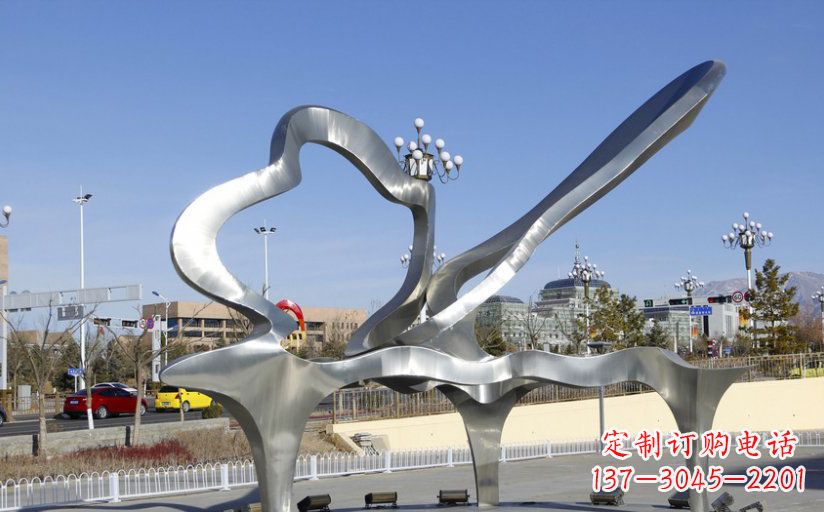 淮安不锈钢抽象钢琴广场雕塑