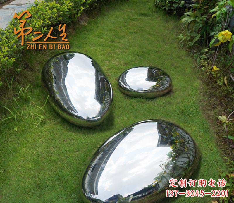 淮安不锈钢公园的水滴雕塑构筑流动的美
