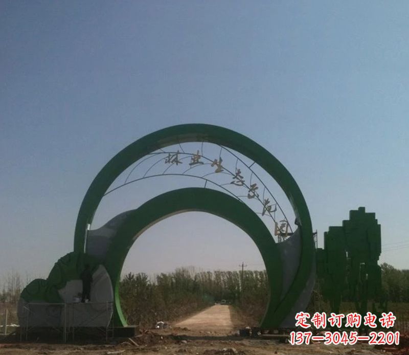 淮安不锈钢拱门雕塑给家园增添艺术气息