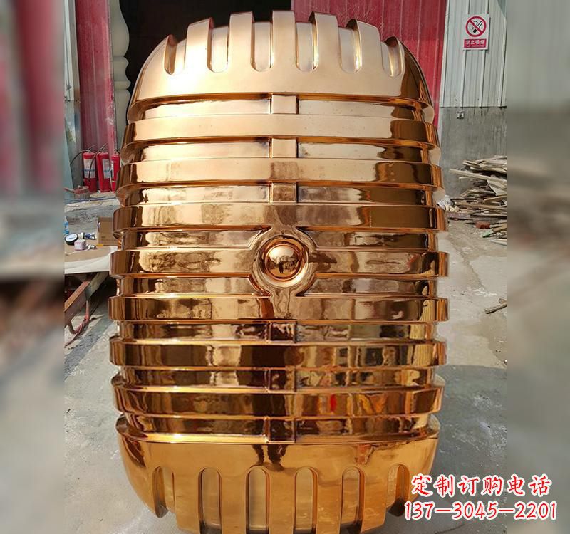 淮安不锈钢话筒雕塑传承历史的象征