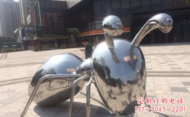淮安不锈钢蚂蚁雕塑精美而富有讽刺意味