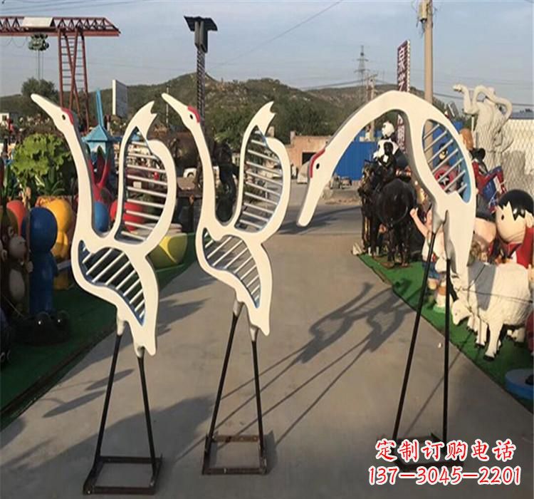 淮安精美不锈钢仙鹤雕塑