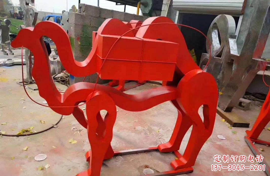 淮安不锈钢艺术骆驼雕塑——雕塑精美的艺术之作
