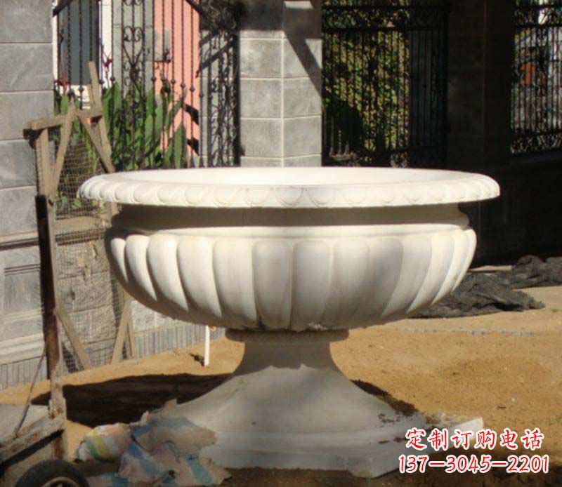 淮安精美大理石花盆雕塑