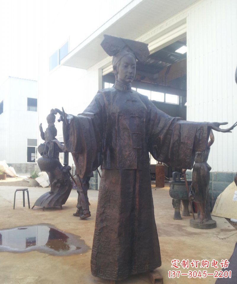 淮安清朝女子古代人物铜雕塑