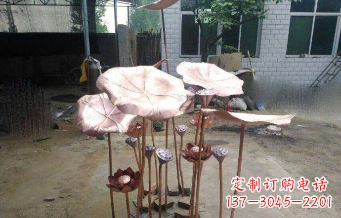 淮安锻铜荷花荷叶莲蓬雕塑