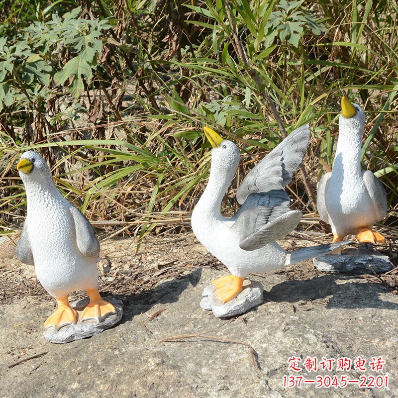 淮安象征和平的和平鸽雕塑