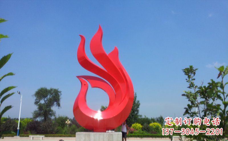 淮安艺术荟萃的凤凰雕塑