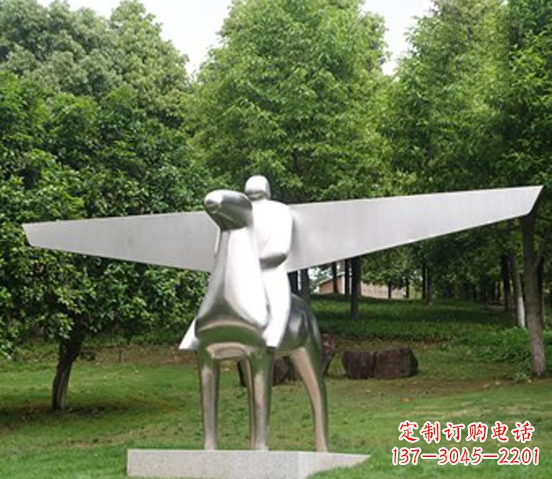 淮安优雅而独特的不锈钢飞马雕塑