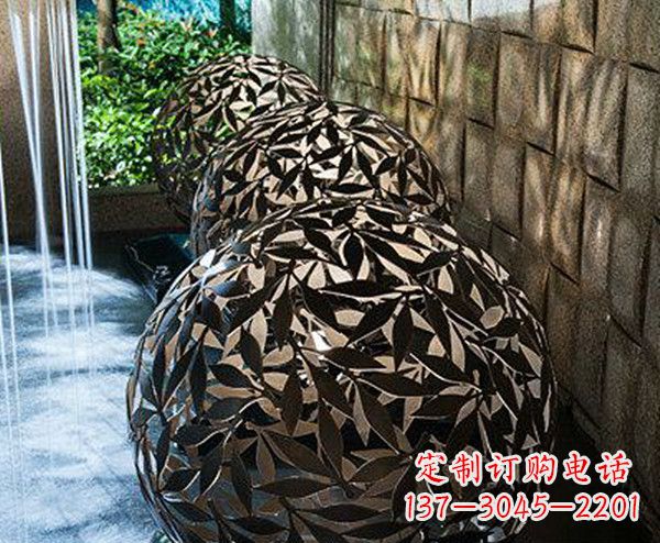 淮安不锈钢树叶镂空球景观雕塑