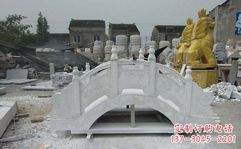 淮安精美的大理石拱桥雕塑