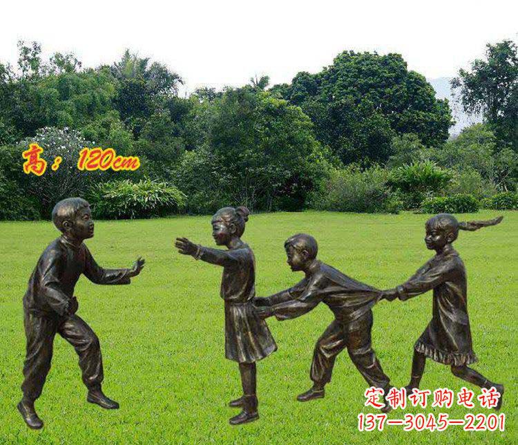 淮安公园玩老鹰捉小鸡的儿童小品铜雕 (2)