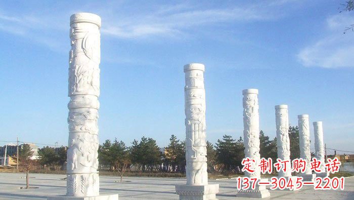 淮安中国传统石雕:广场龙柱雕