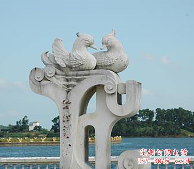 淮安海边石雕鸳鸯景观是由中领雕塑提供的一种非…