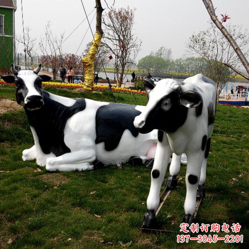 淮安仿真奶牛雕塑，精致外形逼真细节