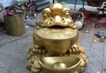 淮安铜质金蟾招财动物雕塑