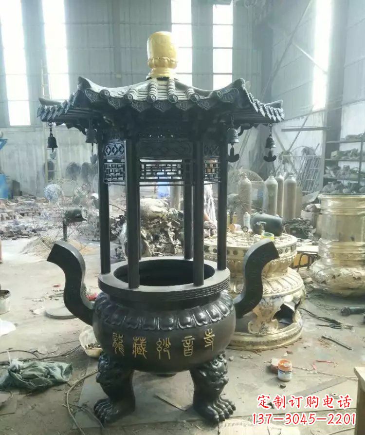 淮安寺庙圆香炉铜雕 (2)