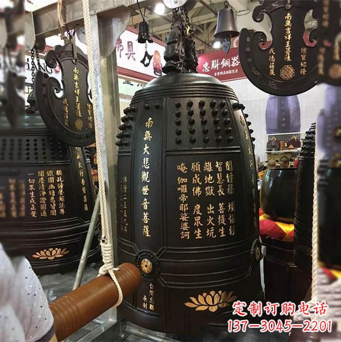 淮安寺院挂钟铜雕塑