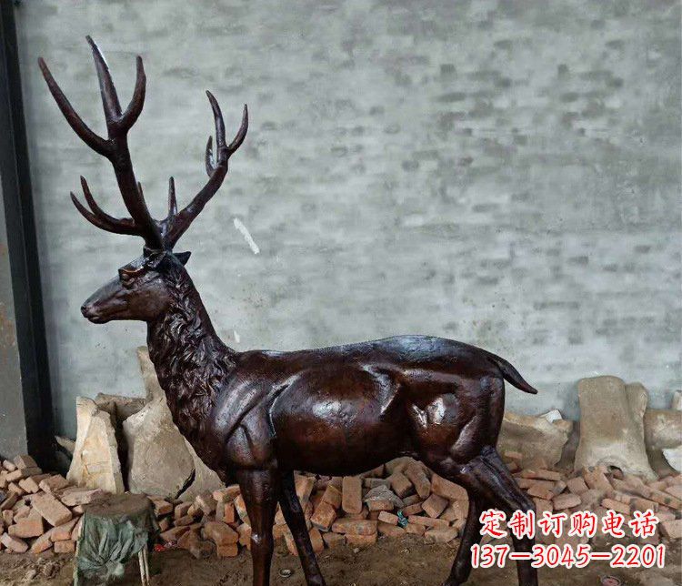 淮安铜雕户外公园动物雕塑鹿摆件