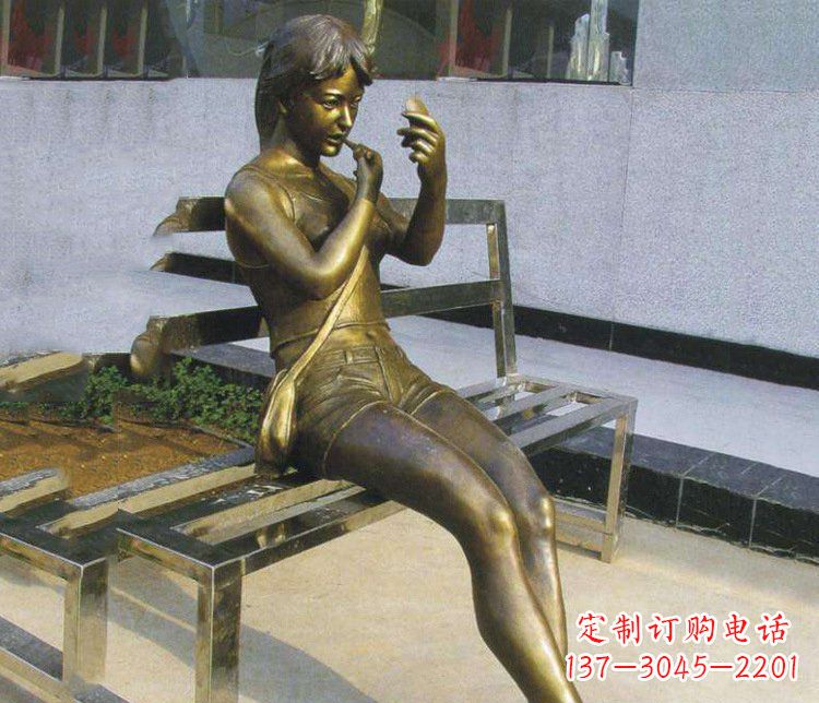 淮安铜雕商业街化妆女孩人物雕塑