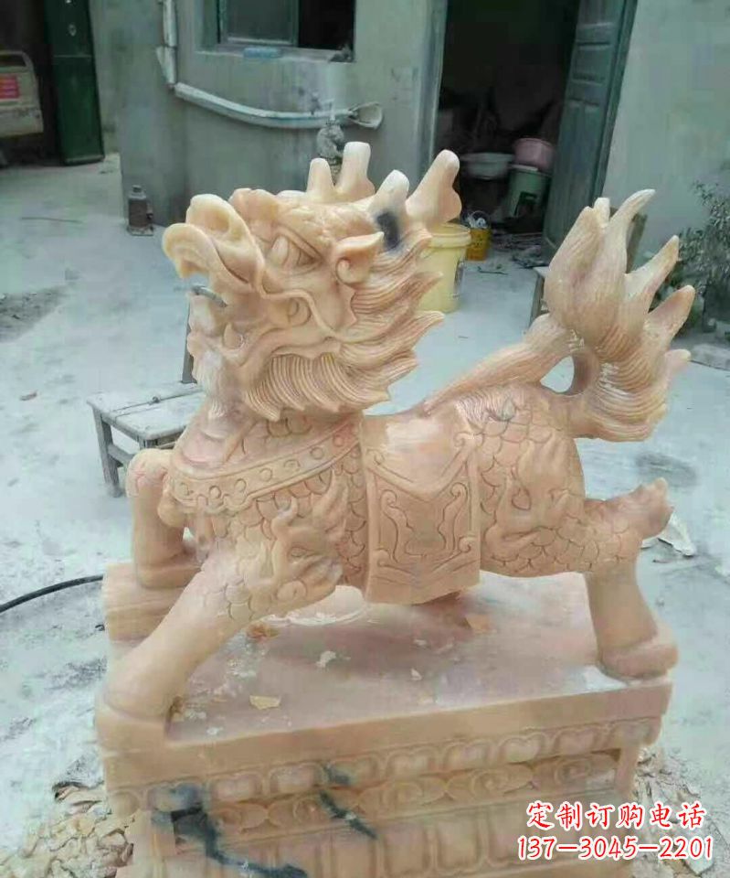 淮安晚霞红麒麟雕塑112