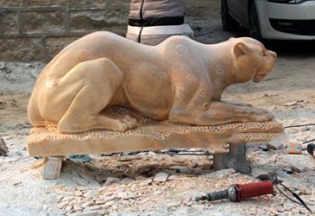 淮安中领雕塑：精美雕刻豹雕塑