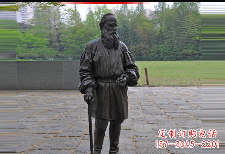淮安西方名人托尔斯泰铜雕