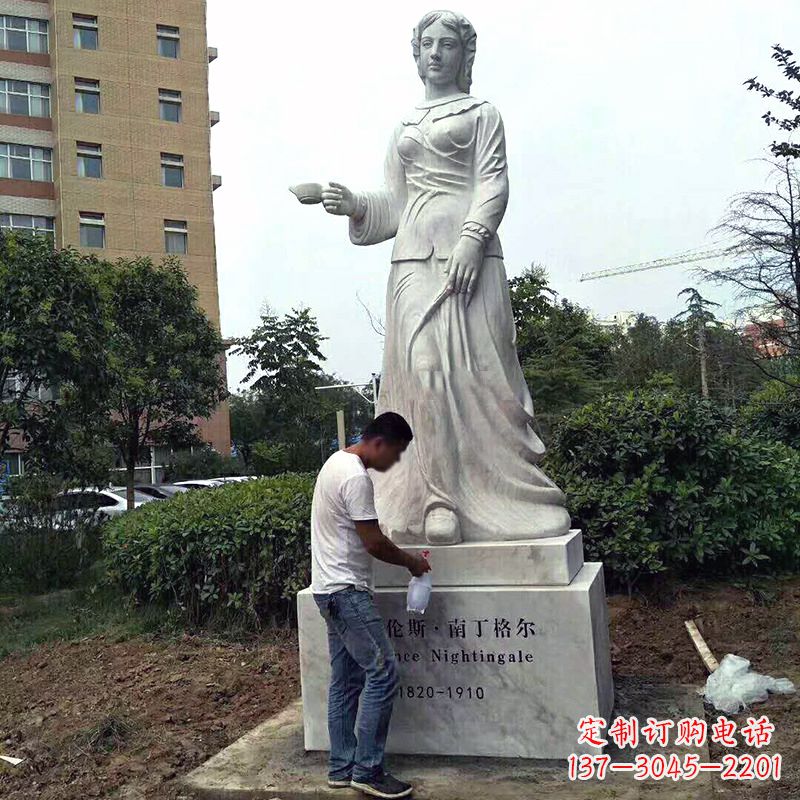 淮安医院园林提灯天使南丁格尔石雕塑
